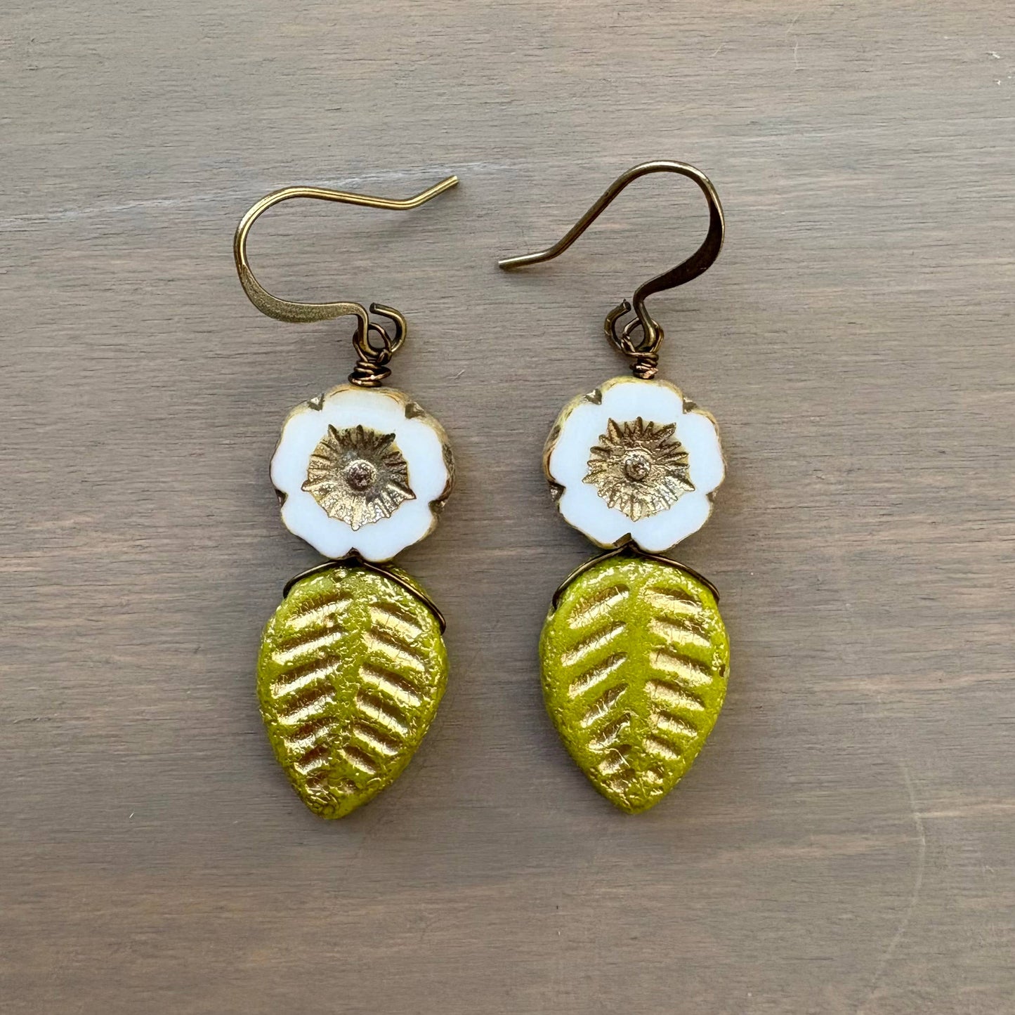 Spring Flower and Leaf Crystal Necklace With Gold And Ivory