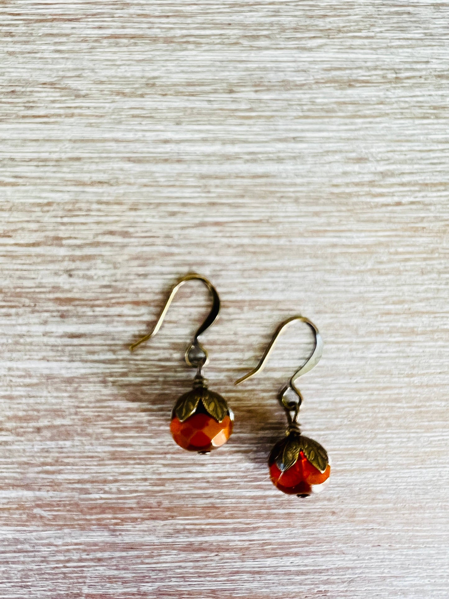 Earthen Beauty Simple Drop Earrings in Autumn Shade