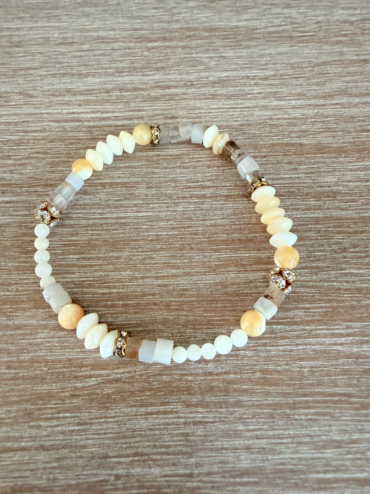 Mother Of Pearl Sandy Sparkle Stretch Bracelet
