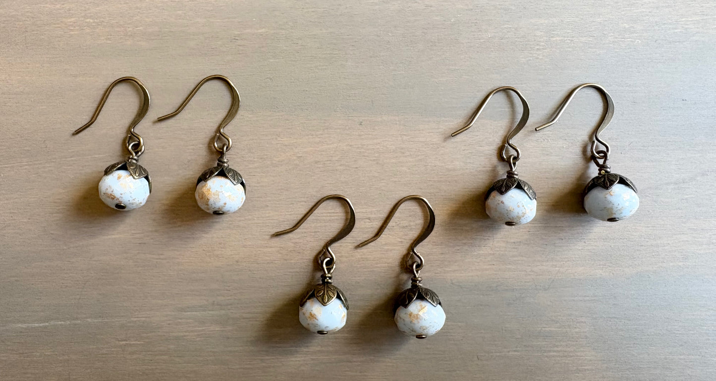 Earthen Beauty Simple Drop Earrings in Lavender