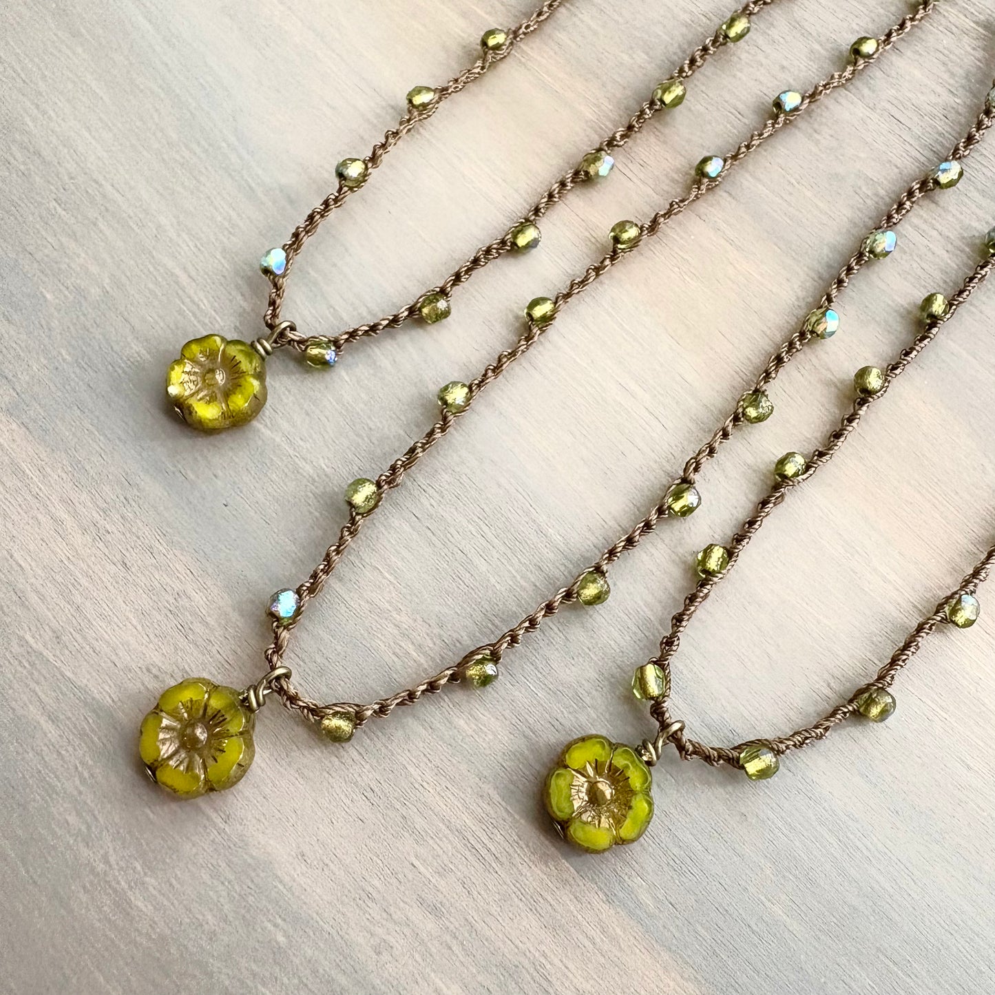Sweet Olivine Pressed Glass Crystal Flower Crocheted Necklace