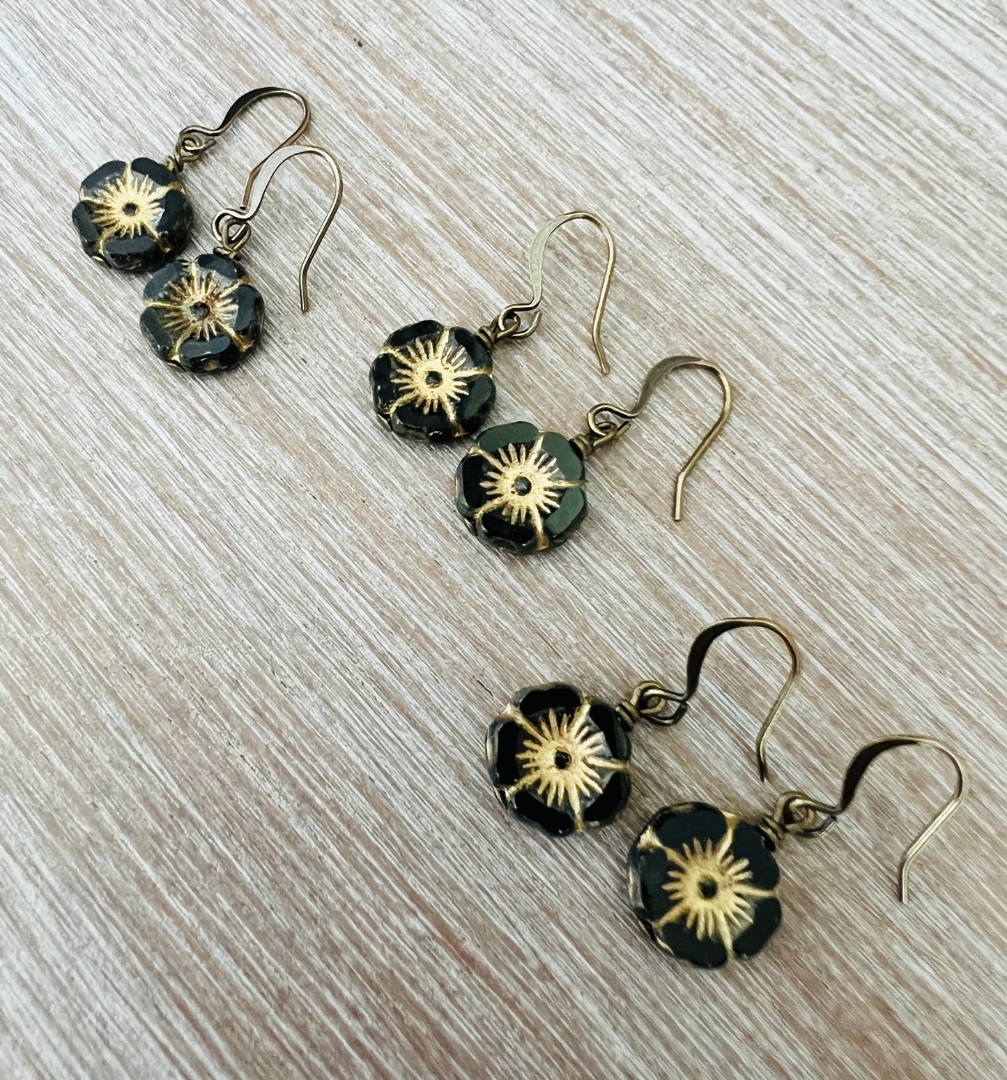 Black And Gold Pressed Glass Crystal Flower Earrings 