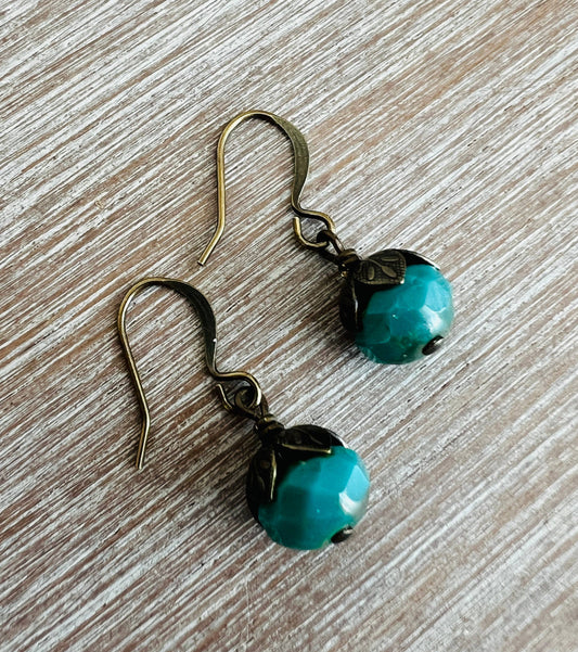 Earthen Beauty Drop Crystal Earrings in Teal 