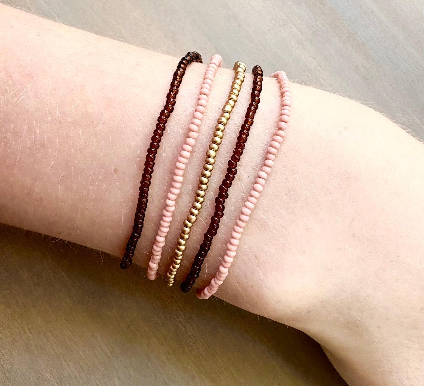 Stretchy Bracelet Set in Chocolate Rose