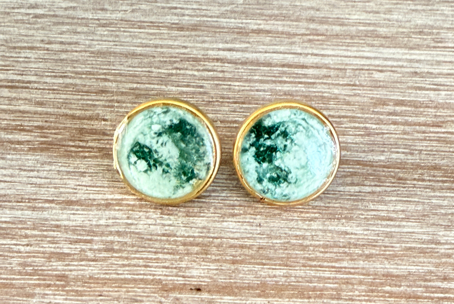 Sea Green Moss Portal Stud Earrings