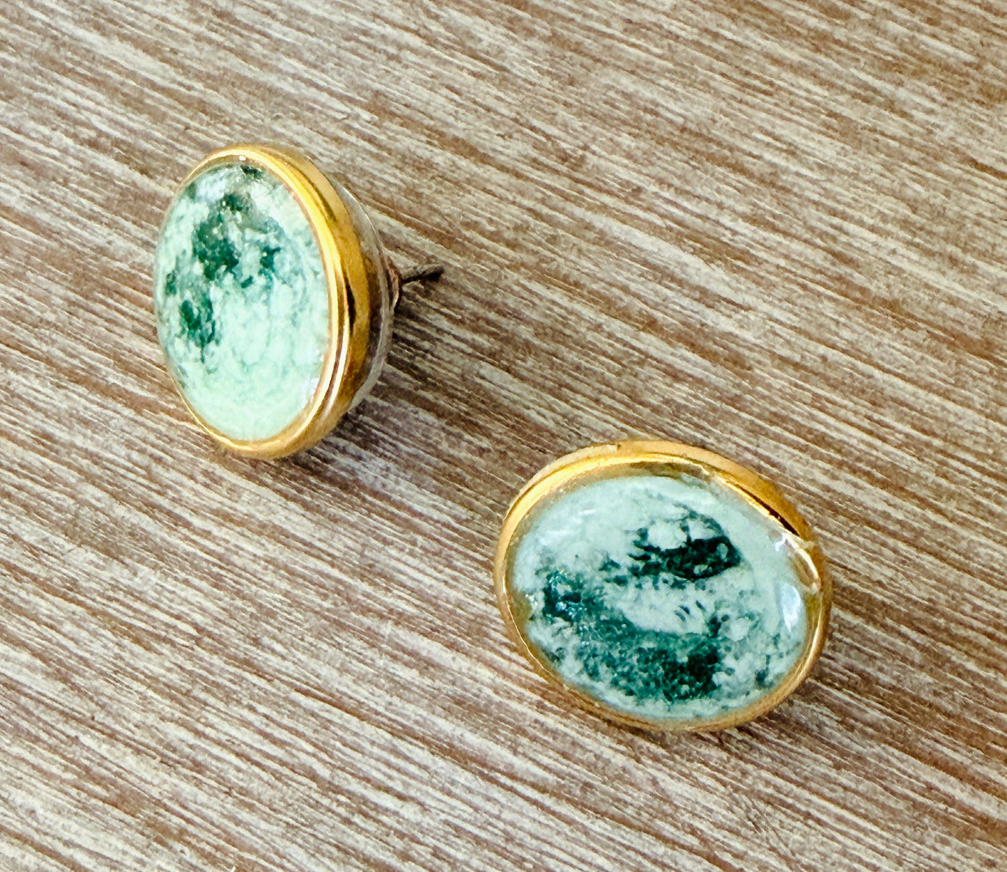 Sea Green Moss Portal Stud Earrings