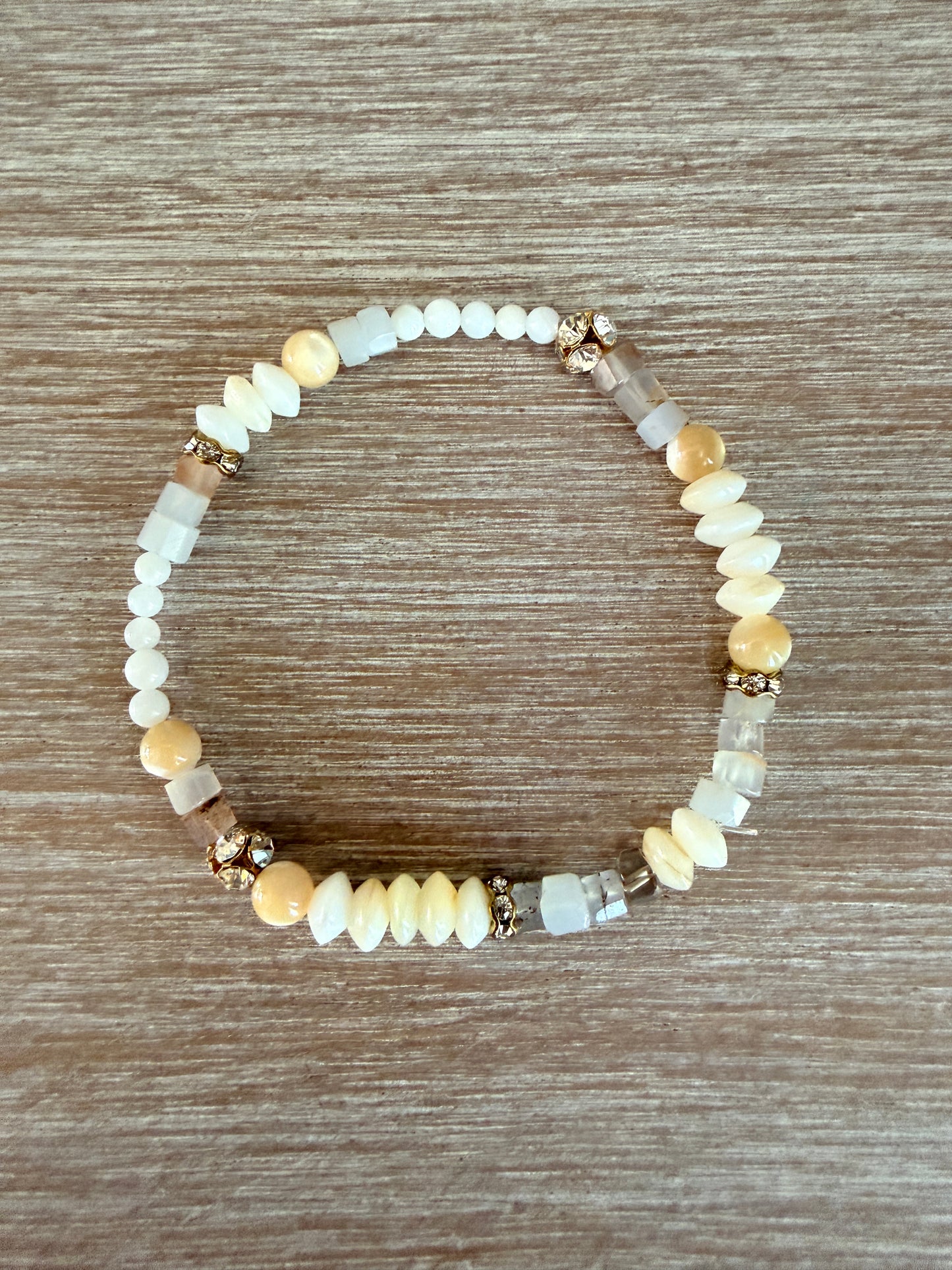 Mother Of Pearl Sandy Sparkle Stretch Bracelet