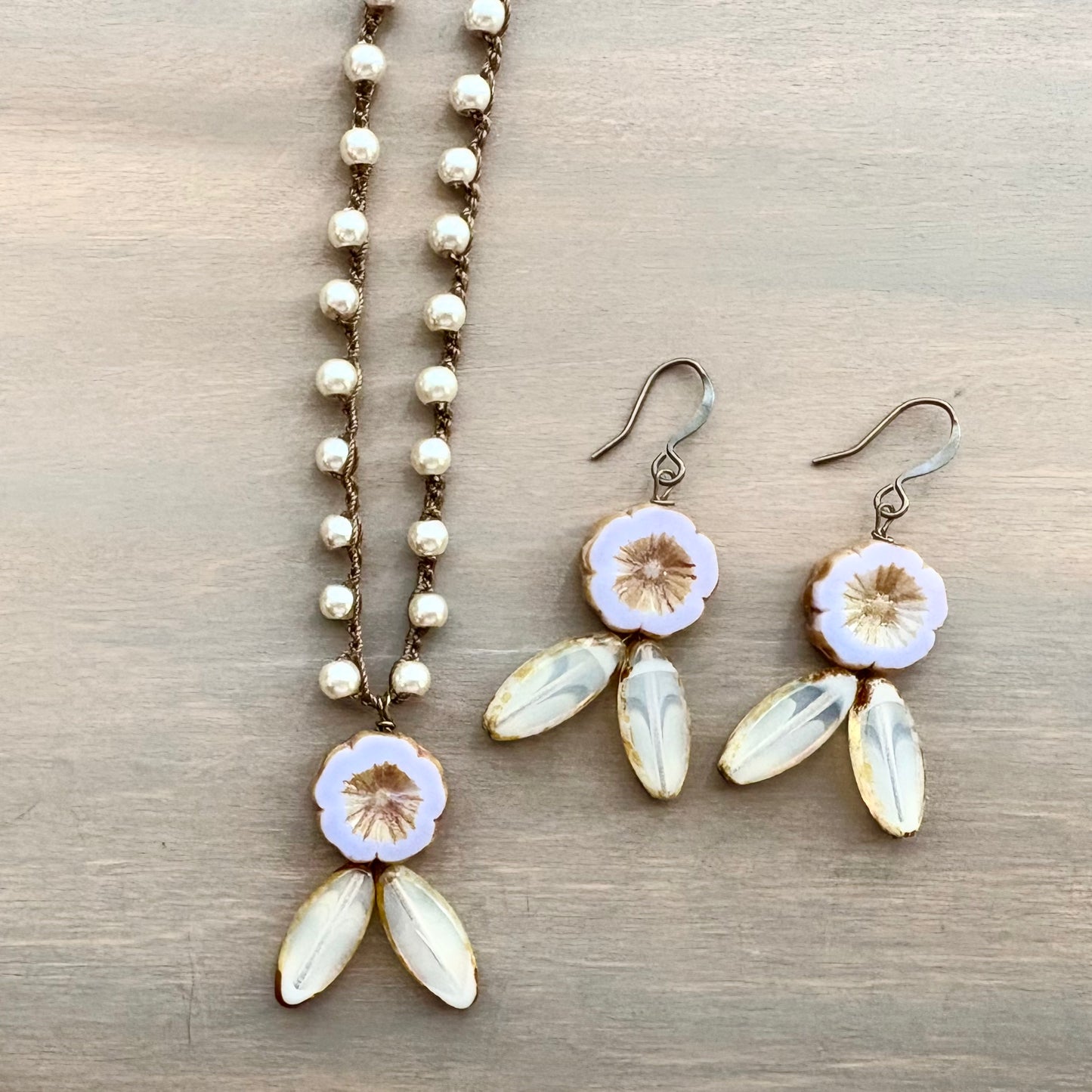 Vintage Flora Necklace and Earring Glass Pearl Set in Lilac