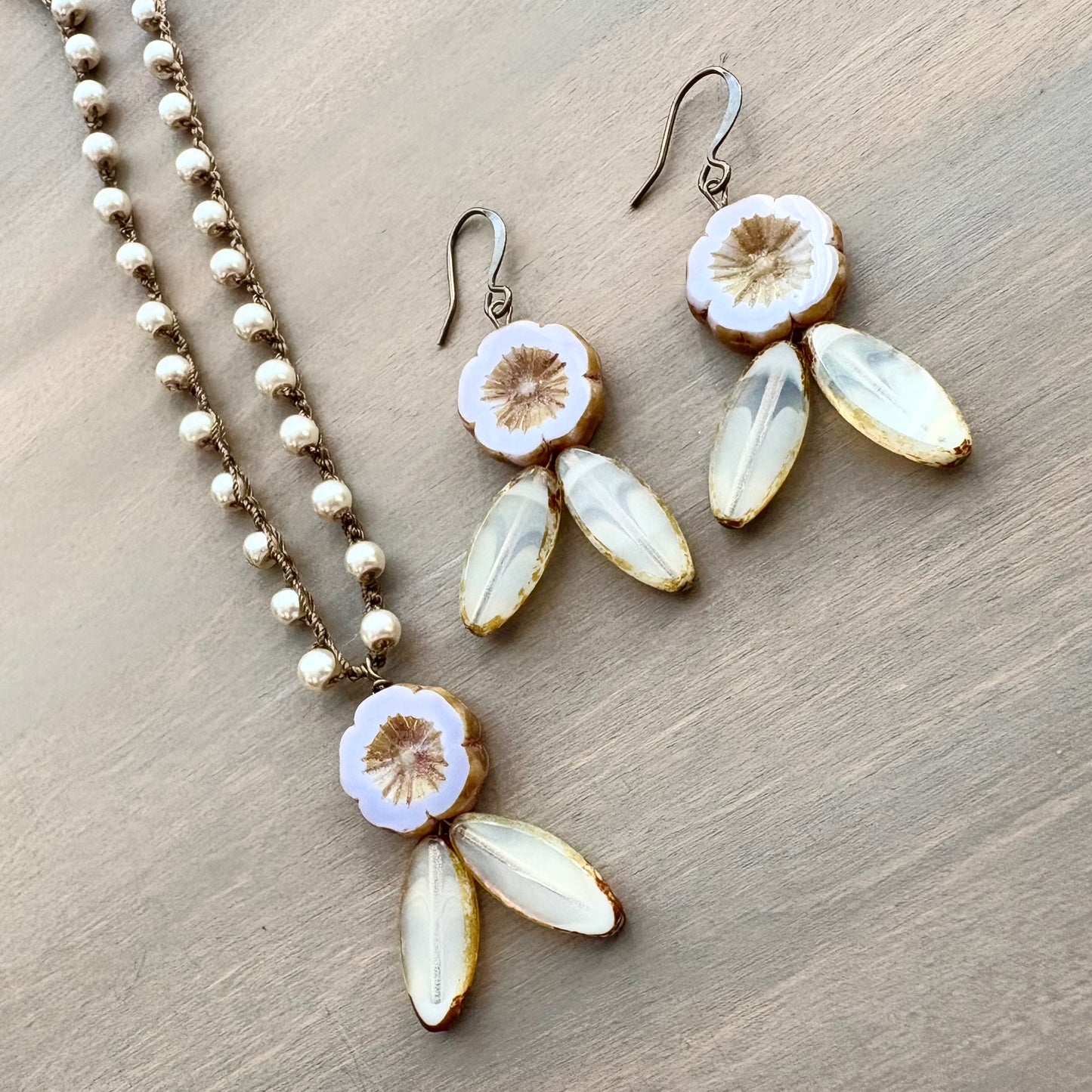 Vintage Flora Necklace and Earring Glass Pearl Set in Lilac