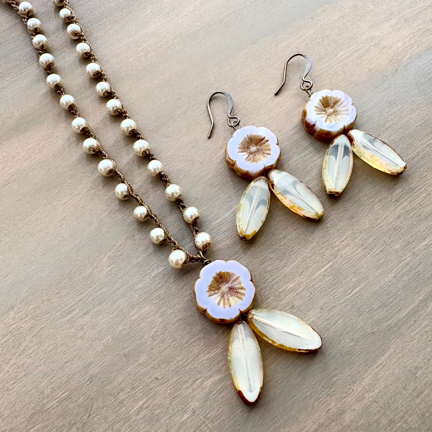 Vintage Flora Necklace and Earring Glass Pearl Set in Lilac