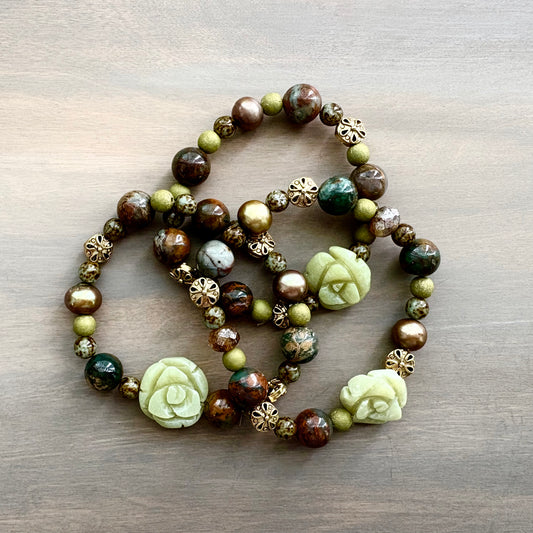 Carved Jade Stone Flower and Freshwater Pearl Stretch Bracelet