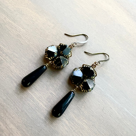 Vintage Style Beach Earrings In Jet Black