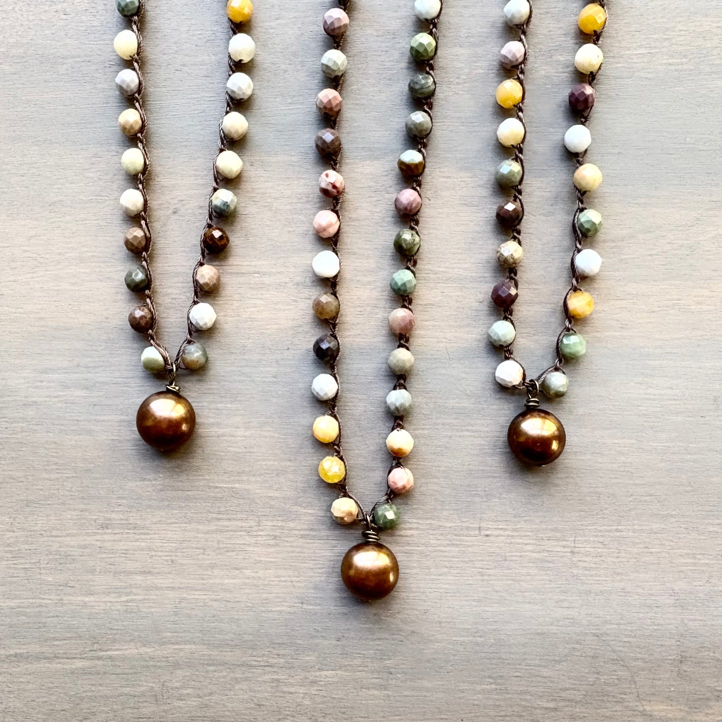 Snowberry Faceted Agate Necklace with Freshwater Chocolate Button Pearl