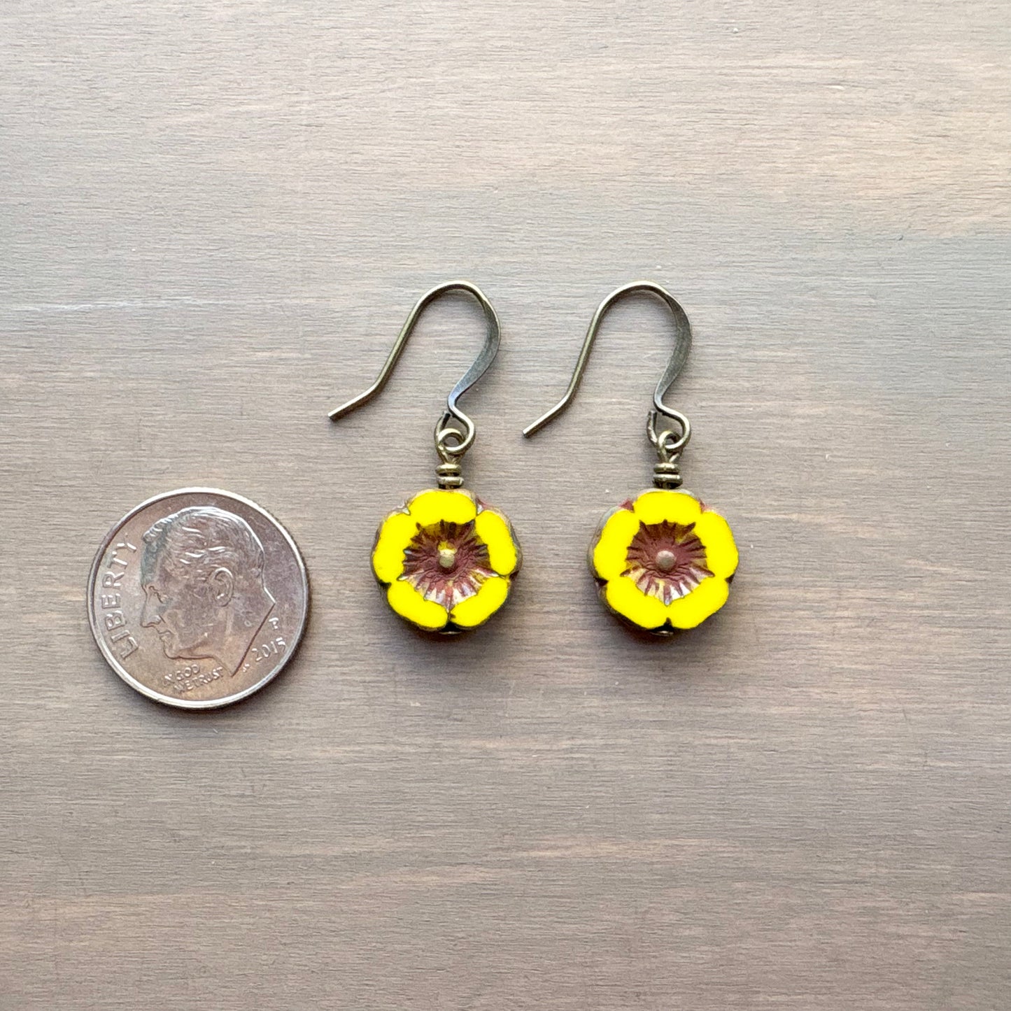 Vintage Style Sunshine Yellow  Pressed Glass Flower Earrings