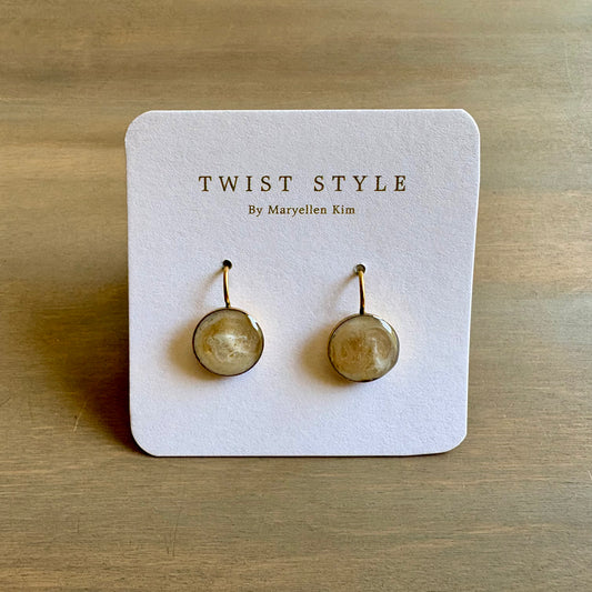 Pearly Seashell Earrings