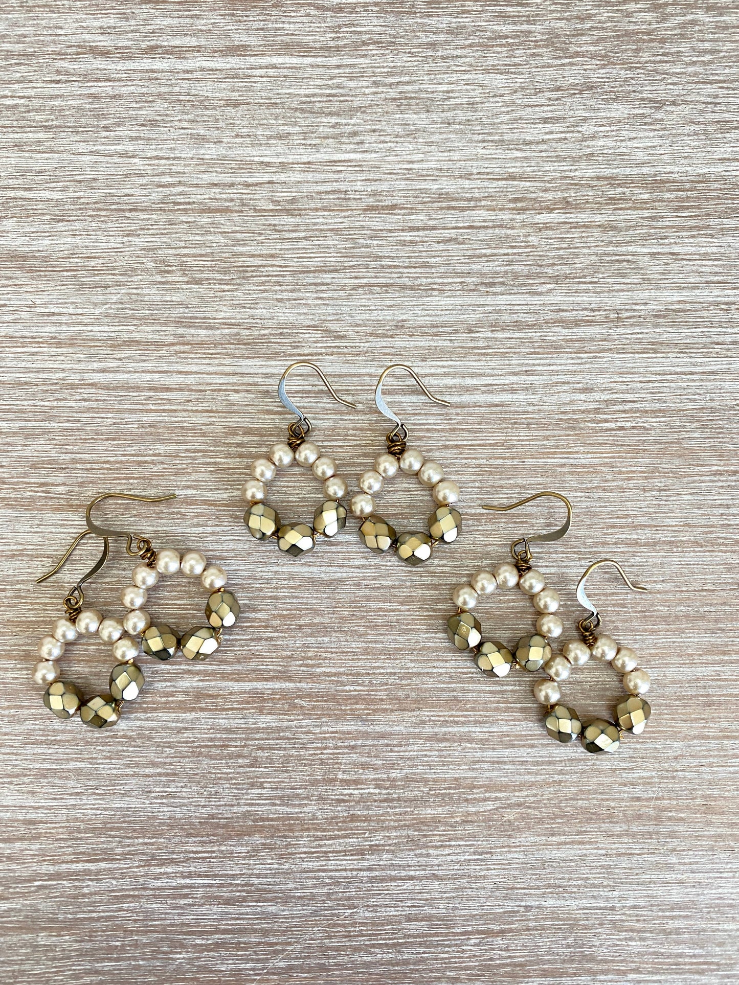 Vintage Bride Pearl Earring With Crystals