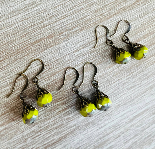 Earthen Beauty Drop Earrings in Citron Green