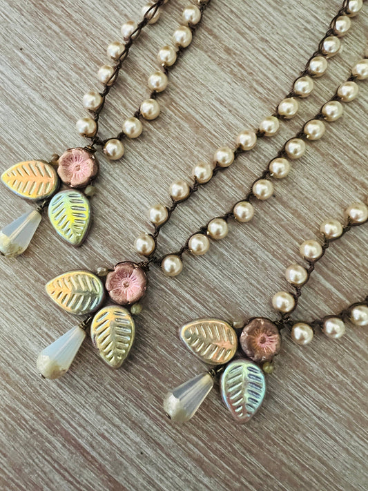 Raspberry Shimmer Art Deco Palm Necklace